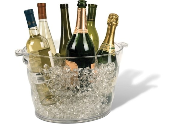 Keep cool with these wines this weekend. Photo source: Oempromo.